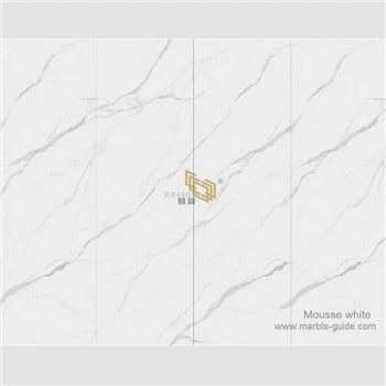 Mousse White Sintered Stone 33° mekano polirana površina